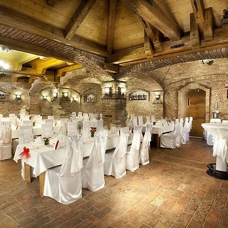 Garni Celnice Hotel 4*